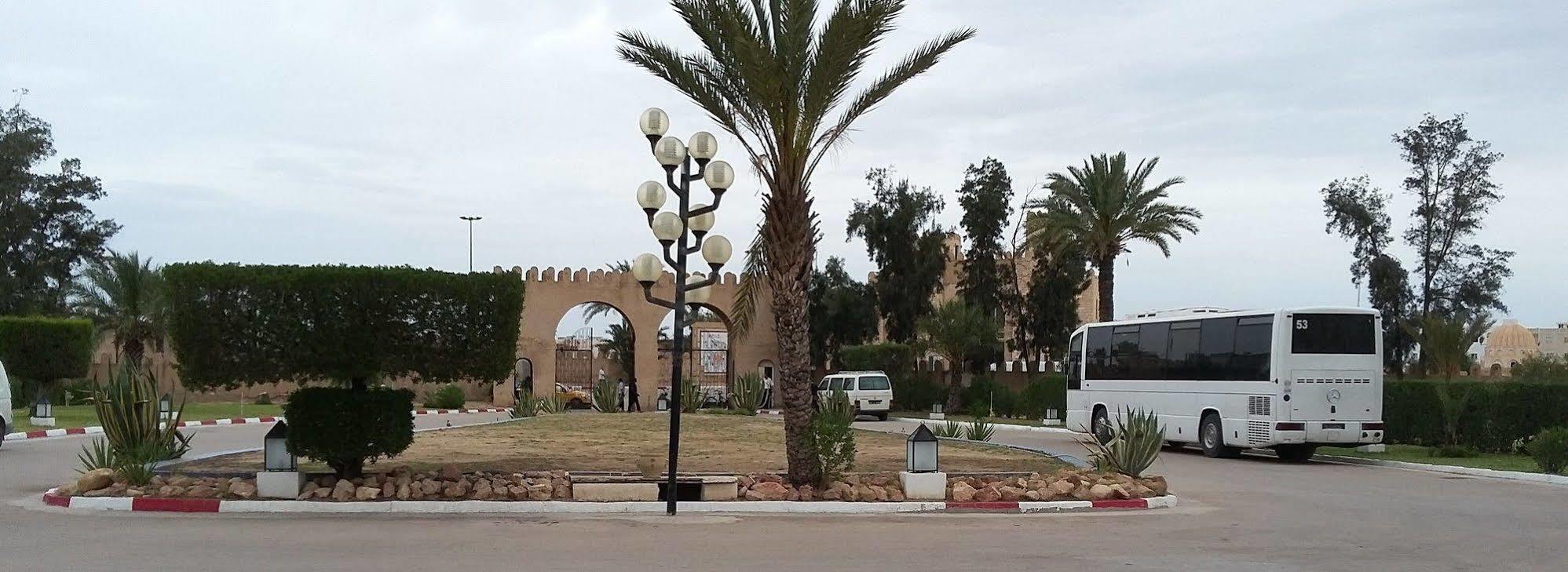 Hotel Continental Kairouan Exterior photo